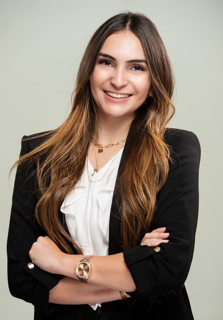 Corporate Headshot by EGH studio